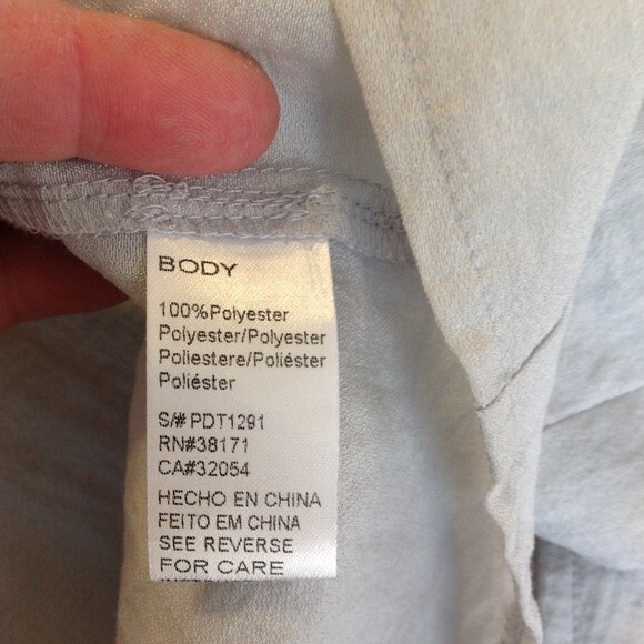 LUCCA Small Light Gray Blue Deep V-Neck Lightweight Sleeveless Blouse Tank - Picture 5 of 6